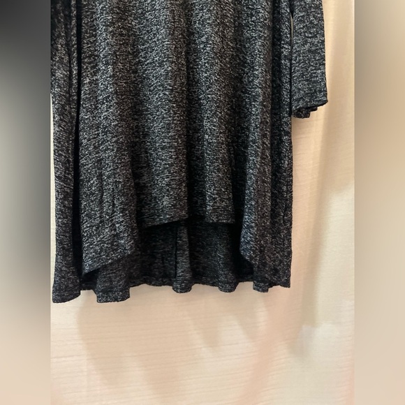 ⚫️ BOGO DC Jeans Gray Knit Tunic Dress size 1X super soft and stretchy - Picture 5 of 7